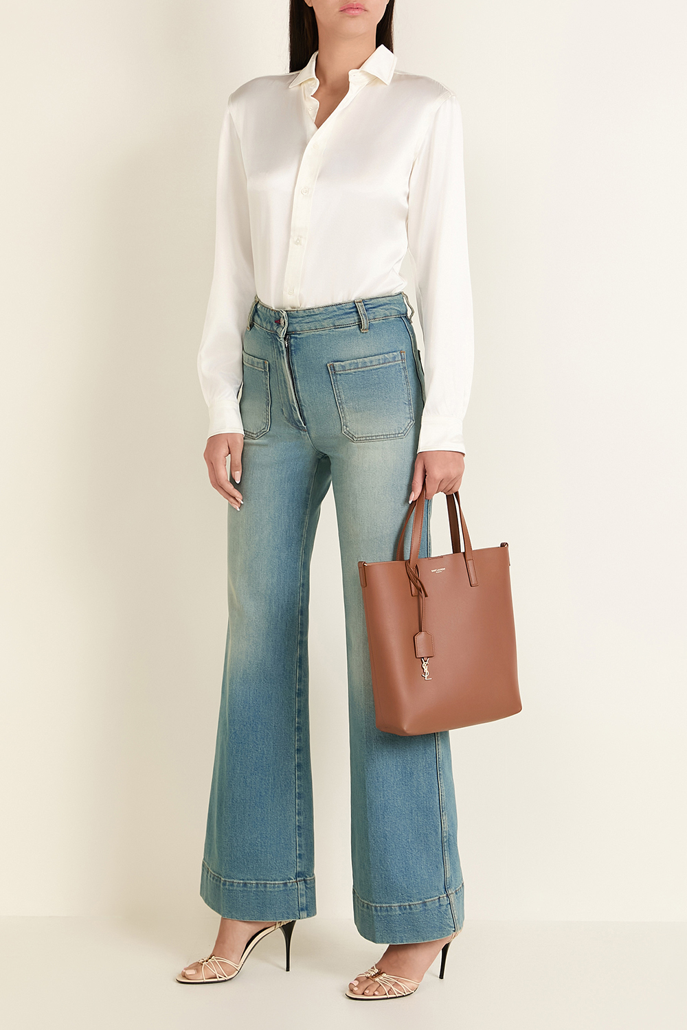 מכנסי ג'ינס אלינה בגזרה מתרחבת